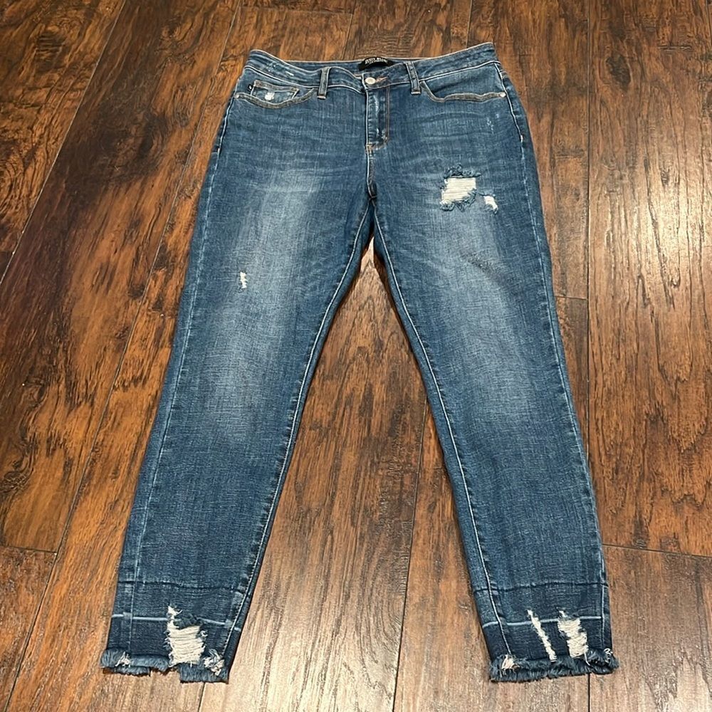 Judy Blue distressed high rise skinny fit raw hem‎ jeans size 30 EUC
